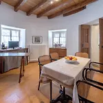 La Torre Con Private Park Aparthotel