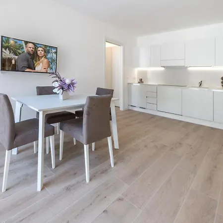 La Torre Con Private Park 4* טריאסטה