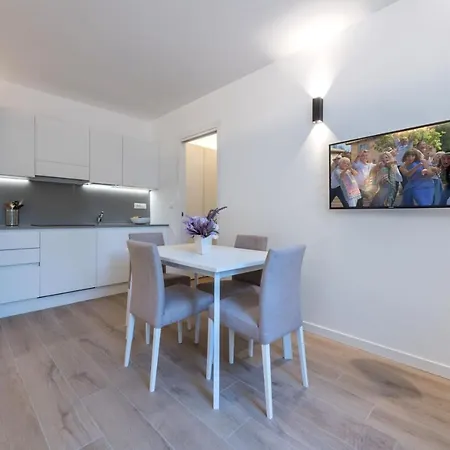 La Torre Con Private Park Apart-hotel Trieste