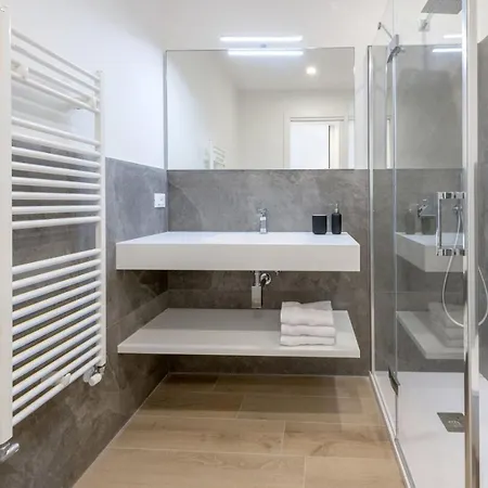 La Torre Con Private Park Apart-hotel Trieste