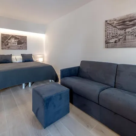 La Torre Con Private Park Aparthotel Triest