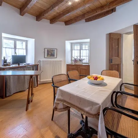 La Torre Con Private Park Apart-hotel