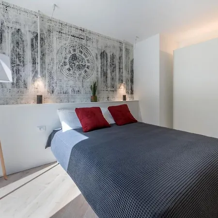 Aparthotel La Torre Con Private Park Triest