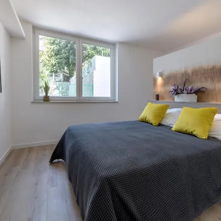 La Torre Con Private Park