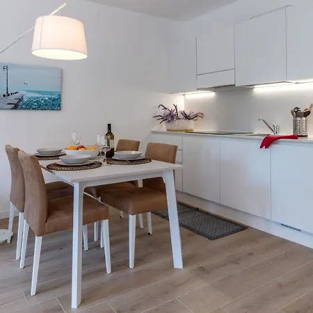 La Torre Con Private Park 4*