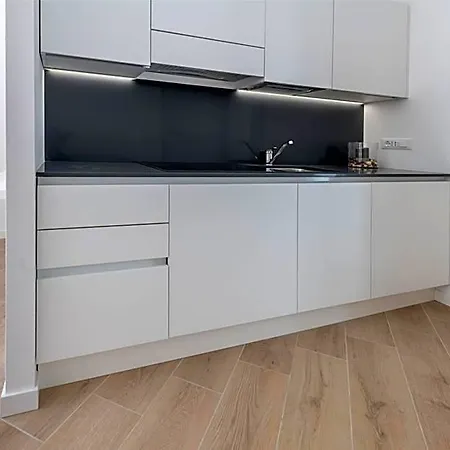 La Torre Con Private Park Hotel apartamentowy 4*