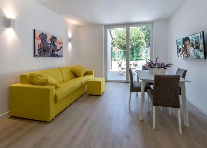 Apart Otel La Torre Con Private Park Trieste