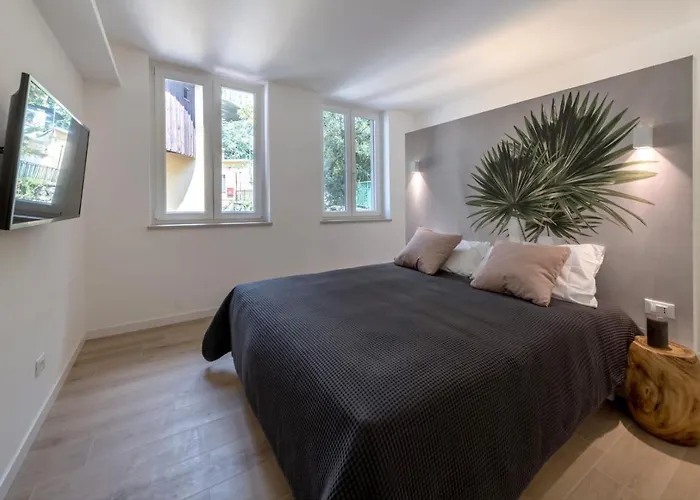 Apartmanhotel La Torre Con Private Park Trieszt