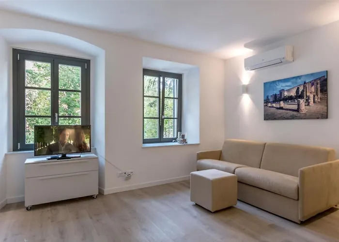 Apartmanhotel La Torre Con Private Park 4*