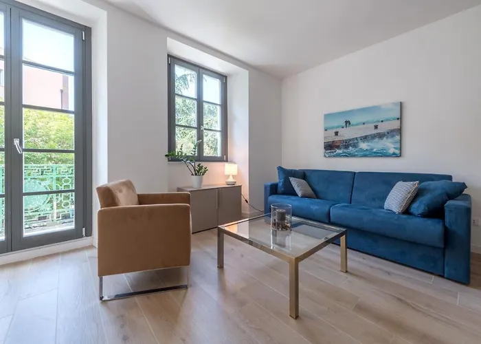 La Torre Con Private Park Trieszt