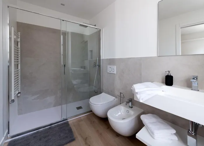 La Torre Con Private Park