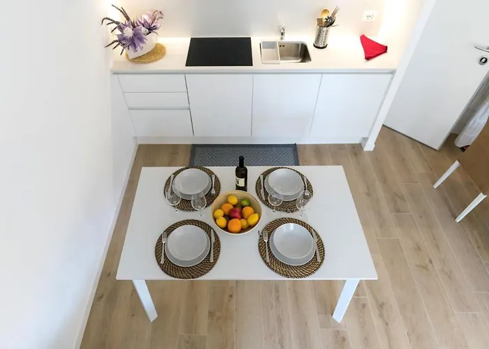 Apartmanhotel La Torre Con Private Park 4*