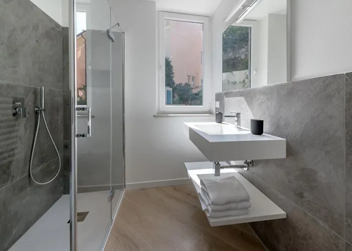 Apart Otel La Torre Con Private Park Trieste