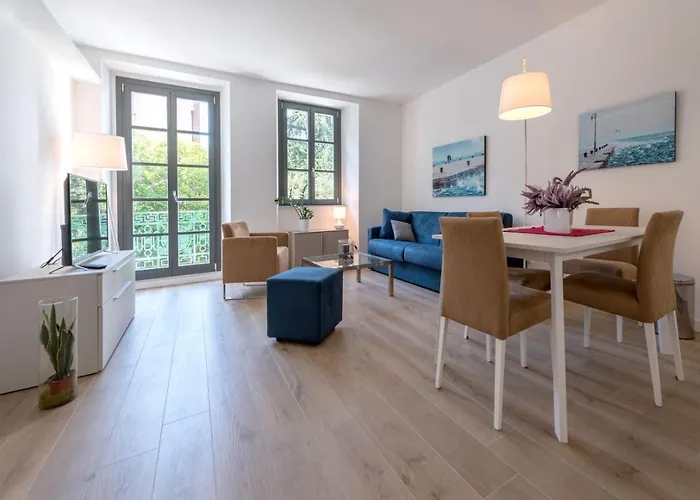 Apart Otel La Torre Con Private Park